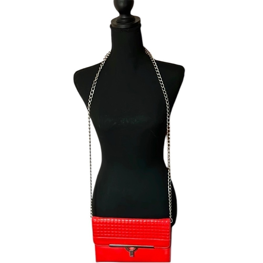 Lodis Red Crossbody Bag with Quilted Texture and silver clasp - Picture 2 of 13